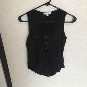 Sleeveless black shirt